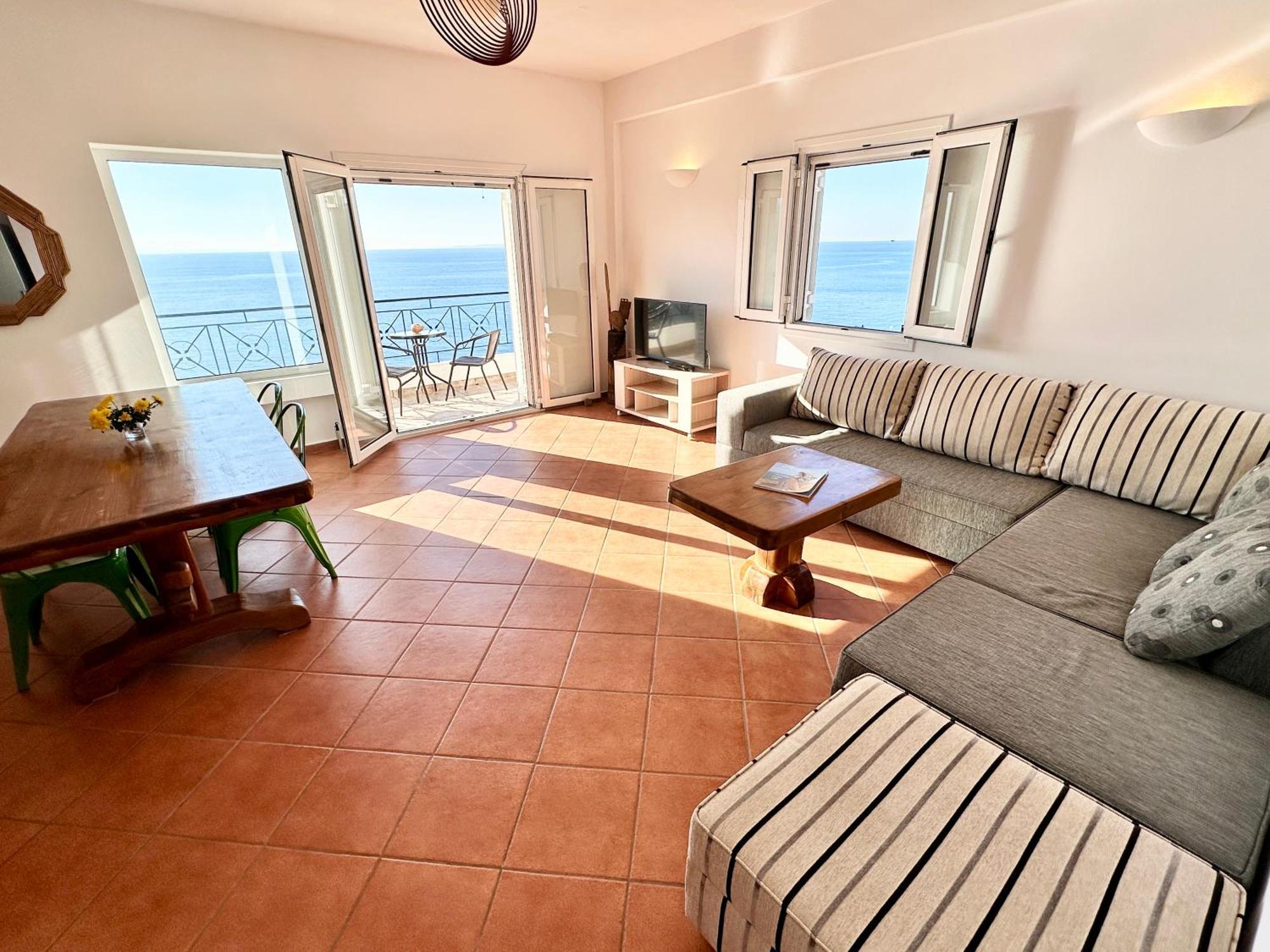 Roumers Himara Exterior foto